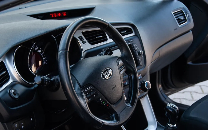 Kia Ceed cena 29900 przebieg: 228500, rok produkcji 2013 z Żerków małe 742